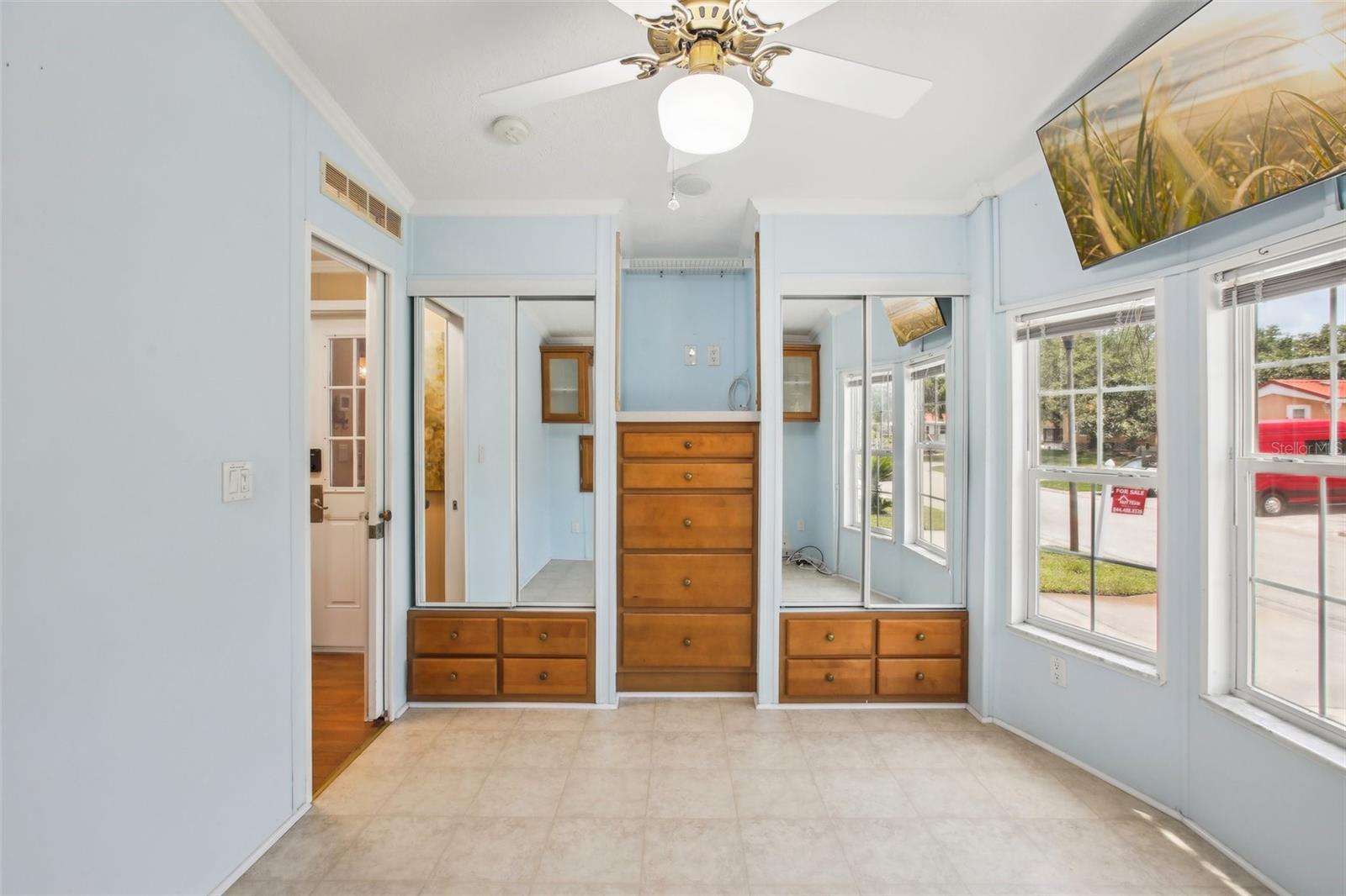 CALIENTE CASITA VILLAGE - Residential Lease