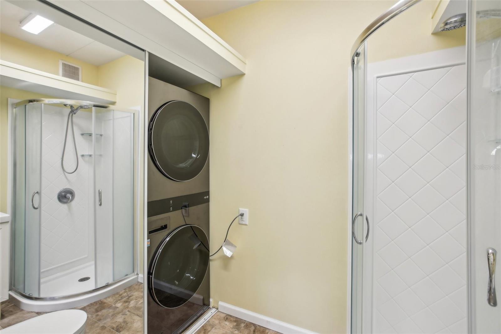 CALIENTE CASITA VILLAGE - Residential Lease