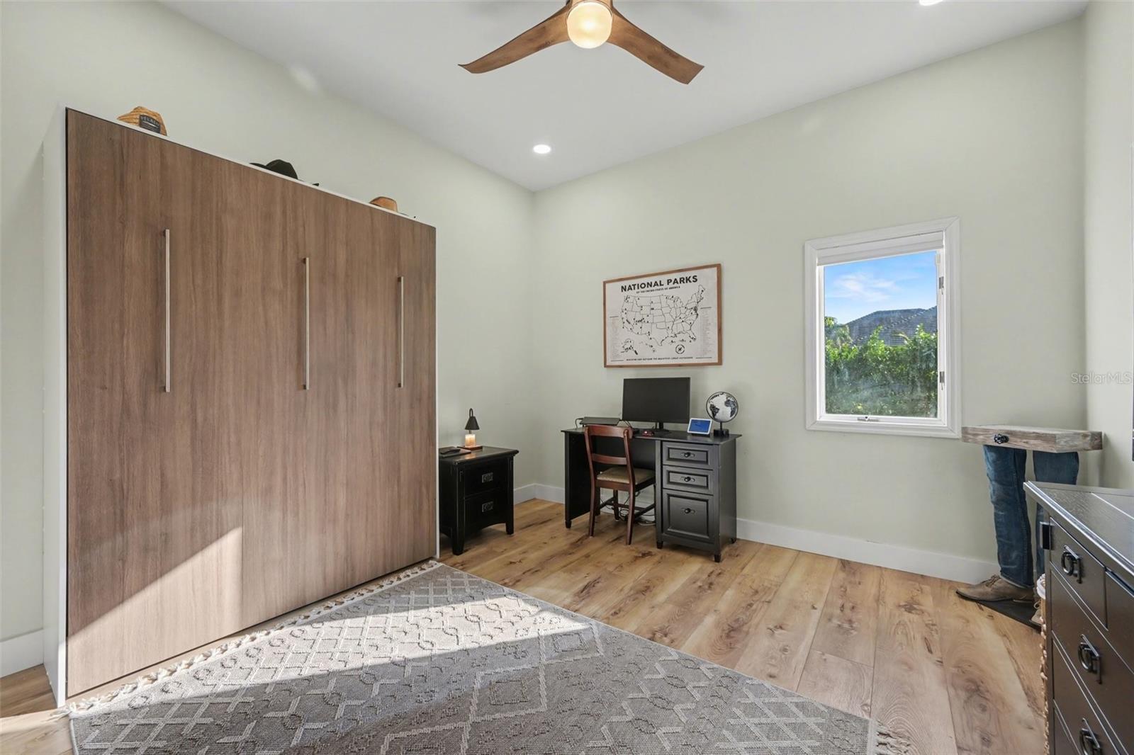 EGRETS COVE - Residential