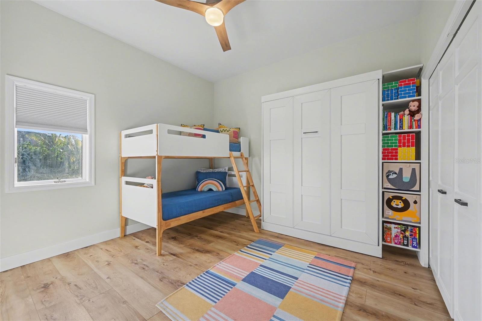 EGRETS COVE - Residential