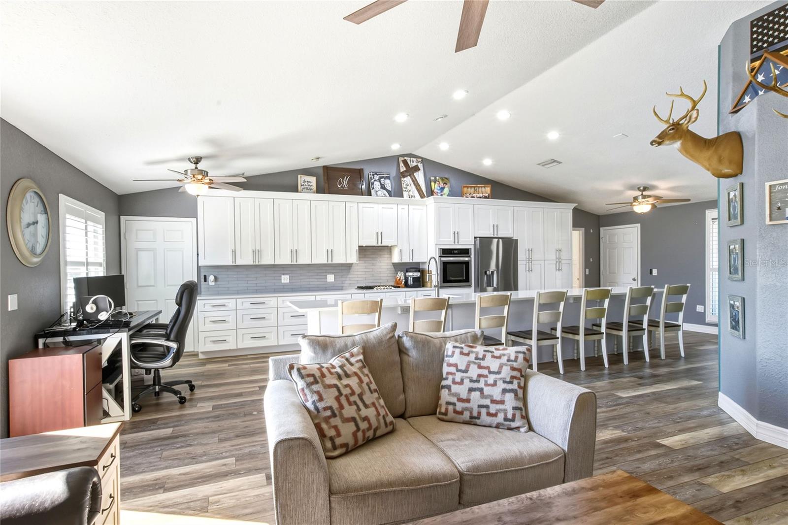 SEVEN OAKS AT SUNDANCE - Residential