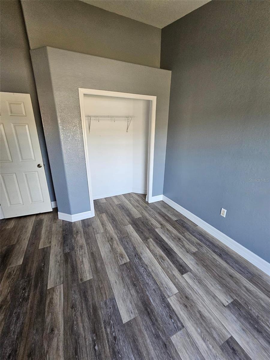 SEVEN OAKS AT SUNDANCE - Residential