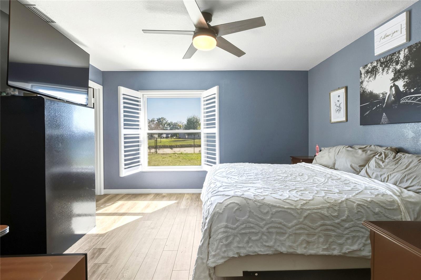 SEVEN OAKS AT SUNDANCE - Residential