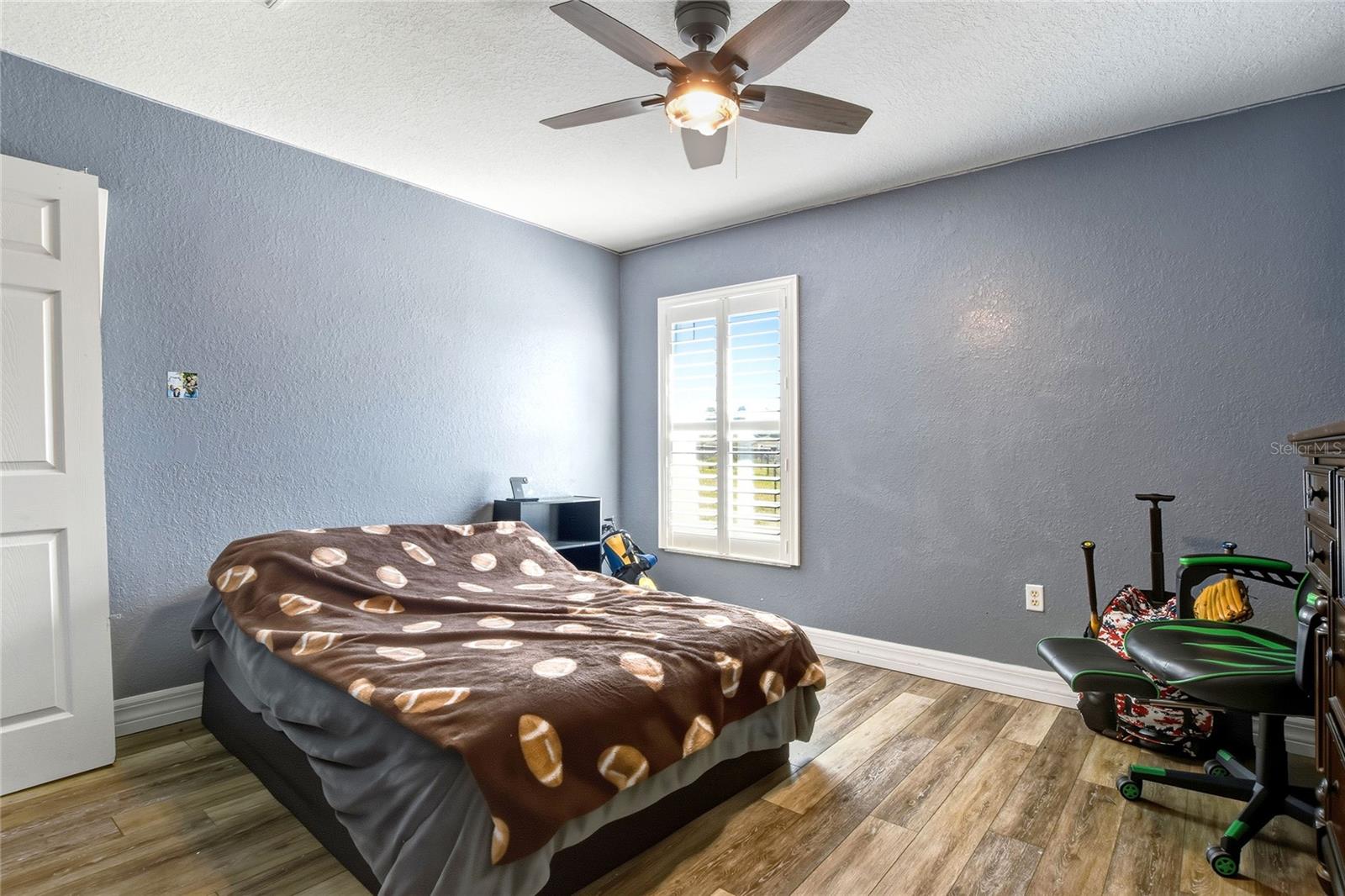 SEVEN OAKS AT SUNDANCE - Residential