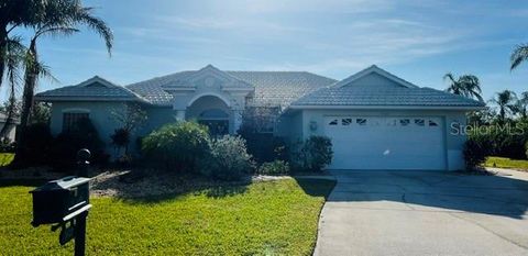 A home in PARRISH