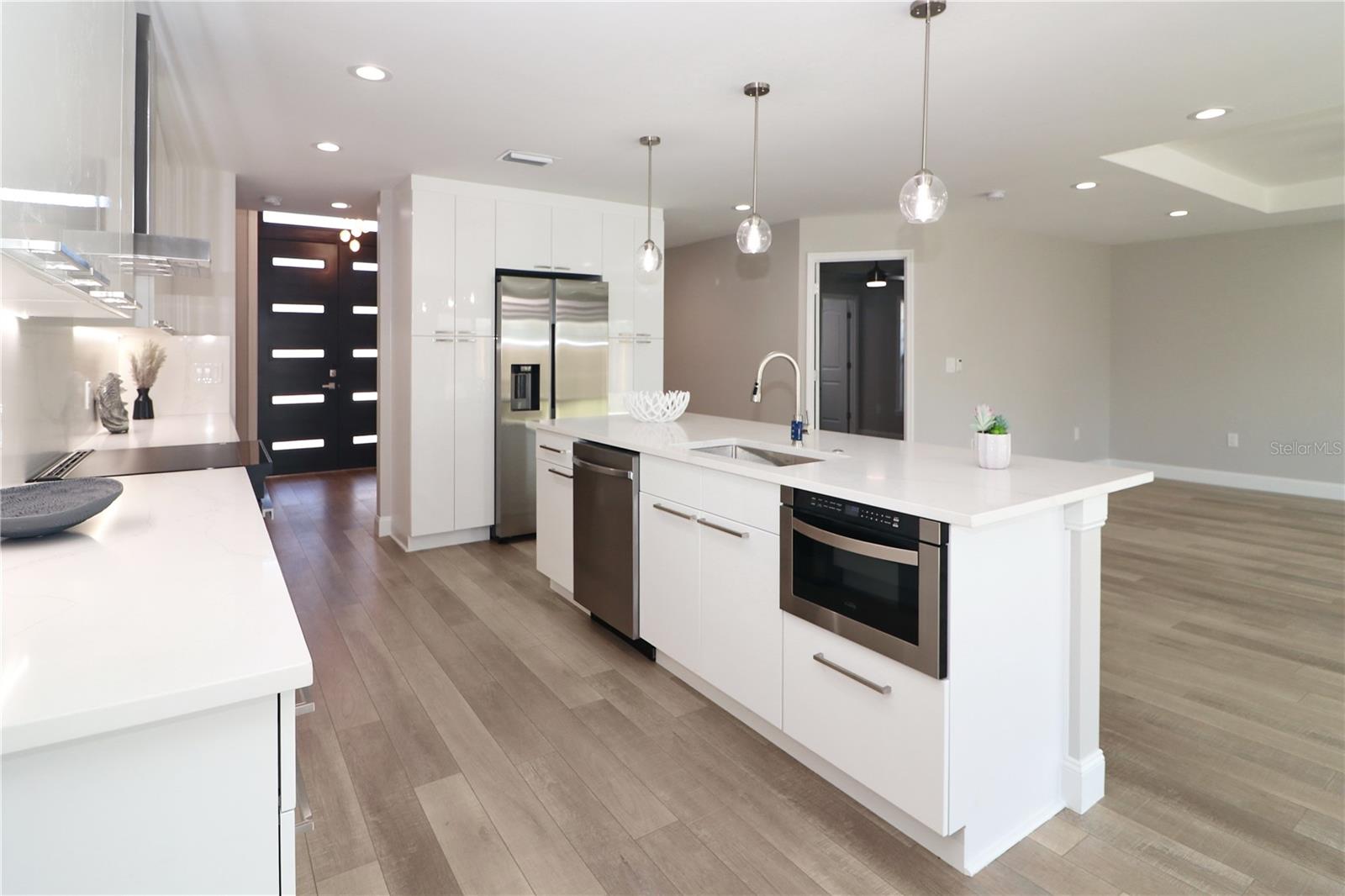 1471 PALMWOOD DRIVE