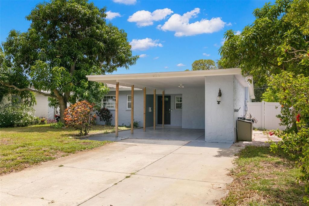 Photo of 310 94th Avenue N, St Petersburg, FL 33702 (MLS # TB8428769)