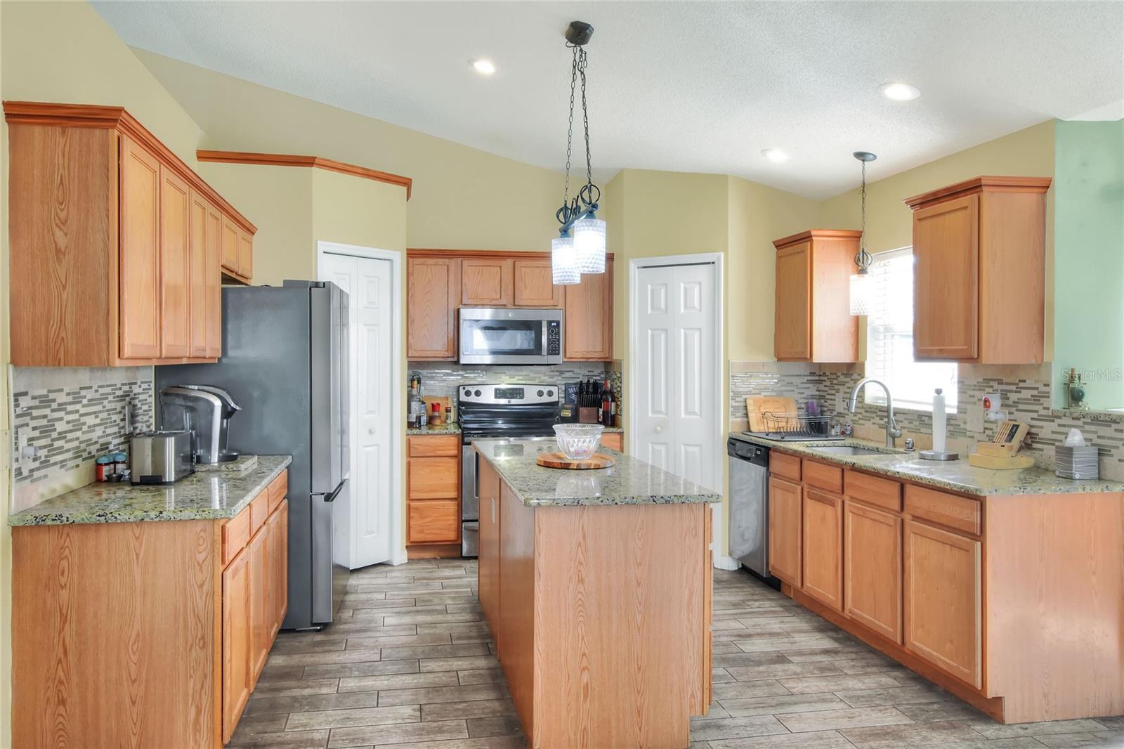 SETTLERS CRK - Residential