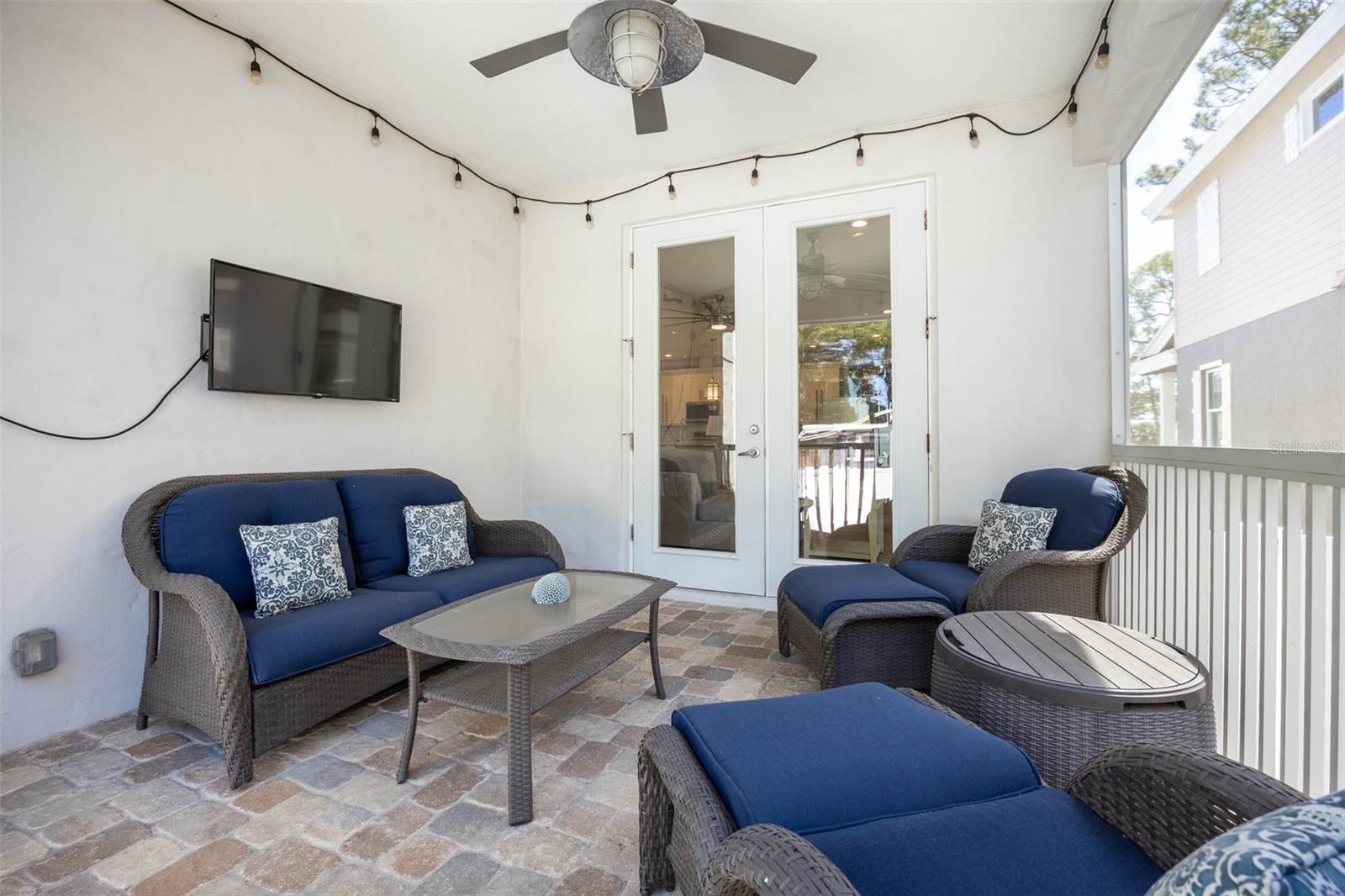 POINSETTIA GARDENS - Residential