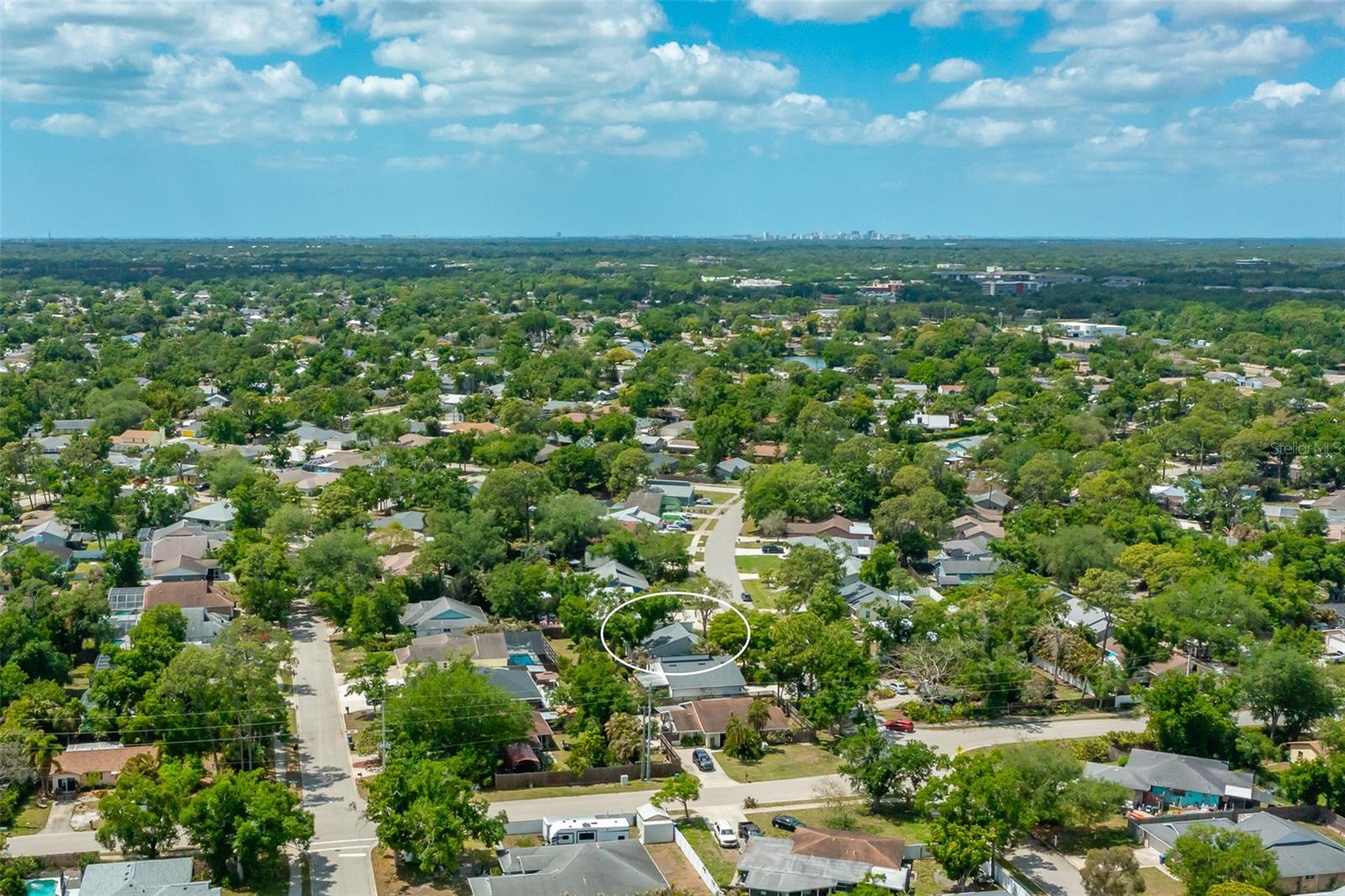 LAKE SARASOTA - Residential