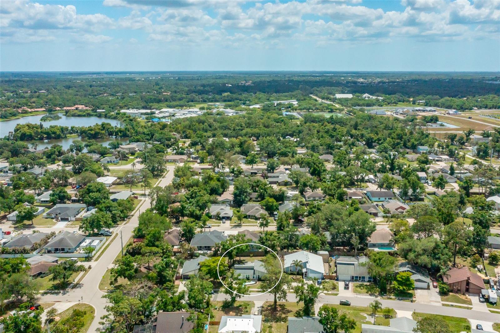 LAKE SARASOTA - Residential