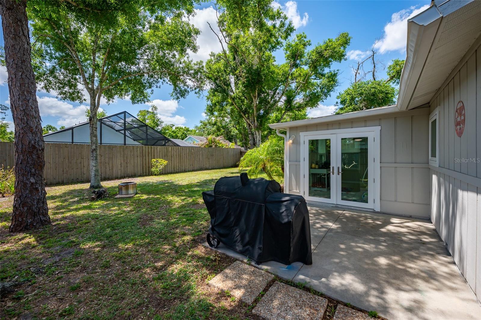 LAKE SARASOTA - Residential