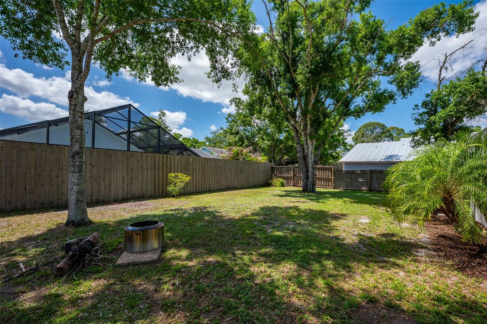 LAKE SARASOTA - Residential