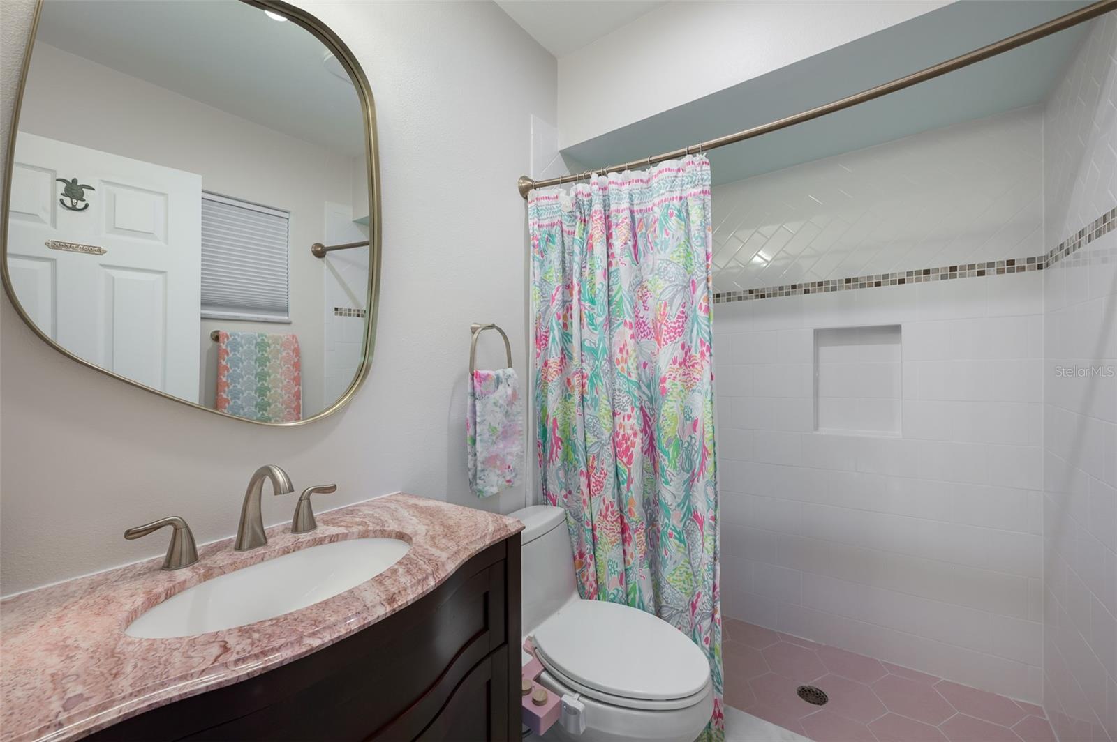 LAKE SARASOTA - Residential