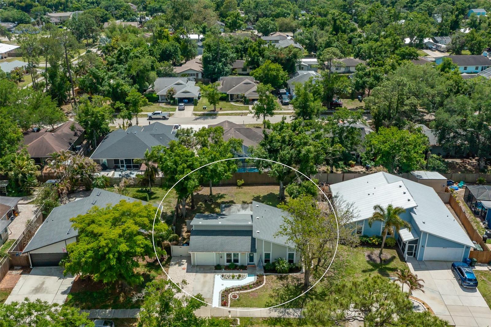LAKE SARASOTA - Residential