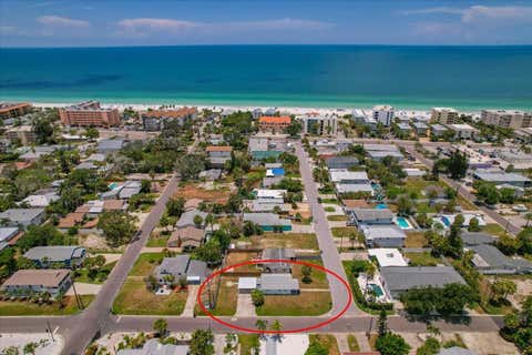 Photo of 125 13th Avenue, Indian Rocks Beach, FL 33785 (MLS # TB8526315)