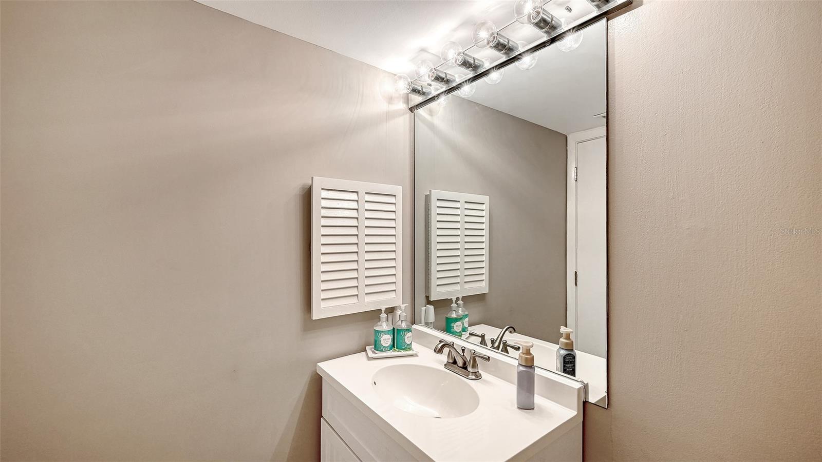 SEAPLACE I - Residential