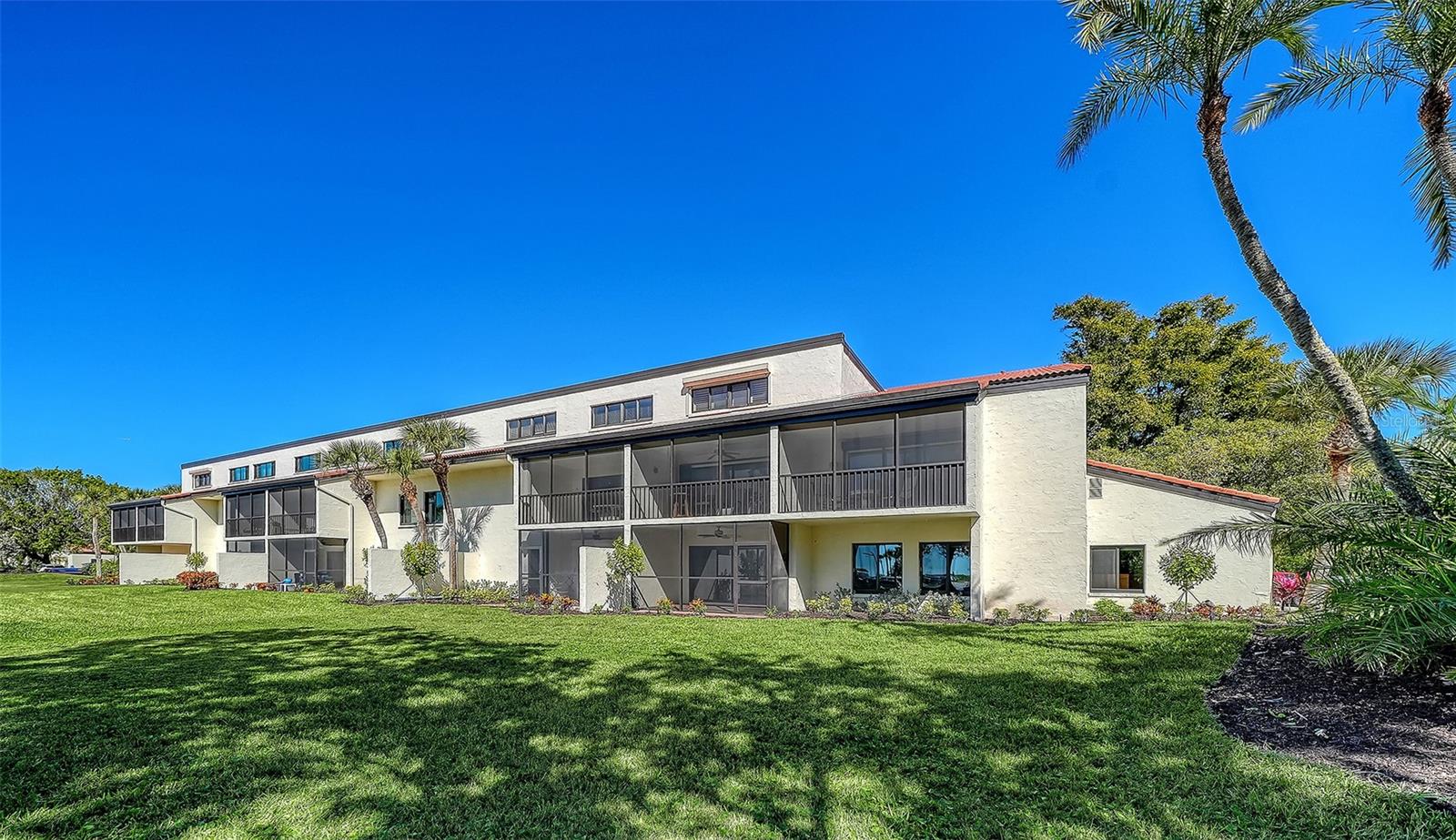 SEAPLACE I - Residential