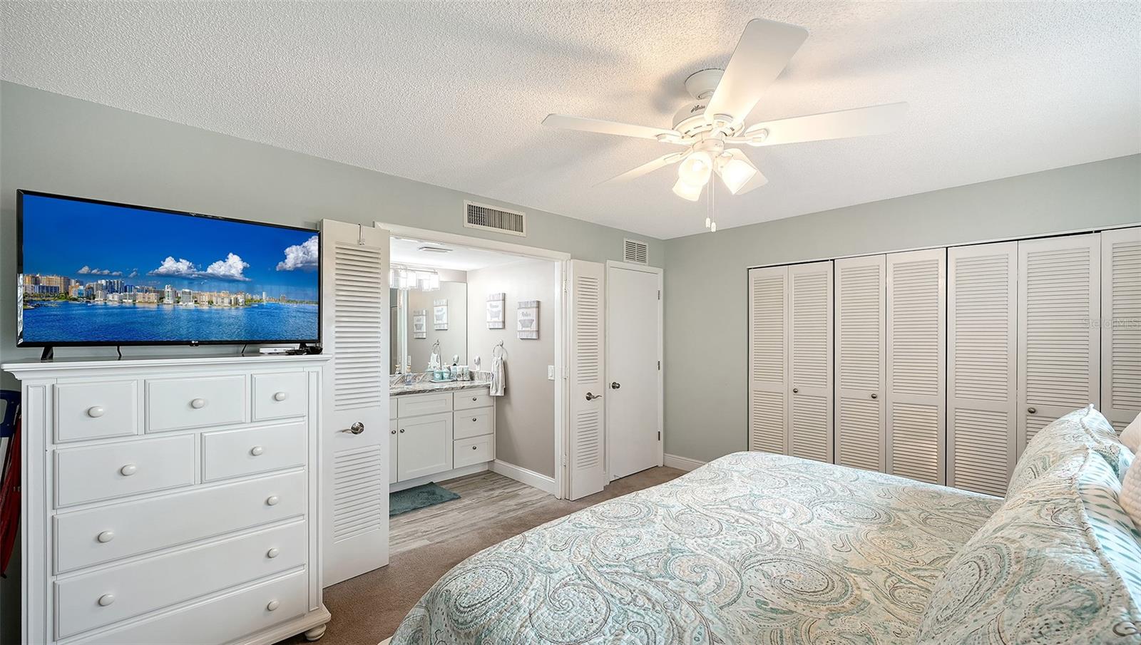 SEAPLACE I - Residential