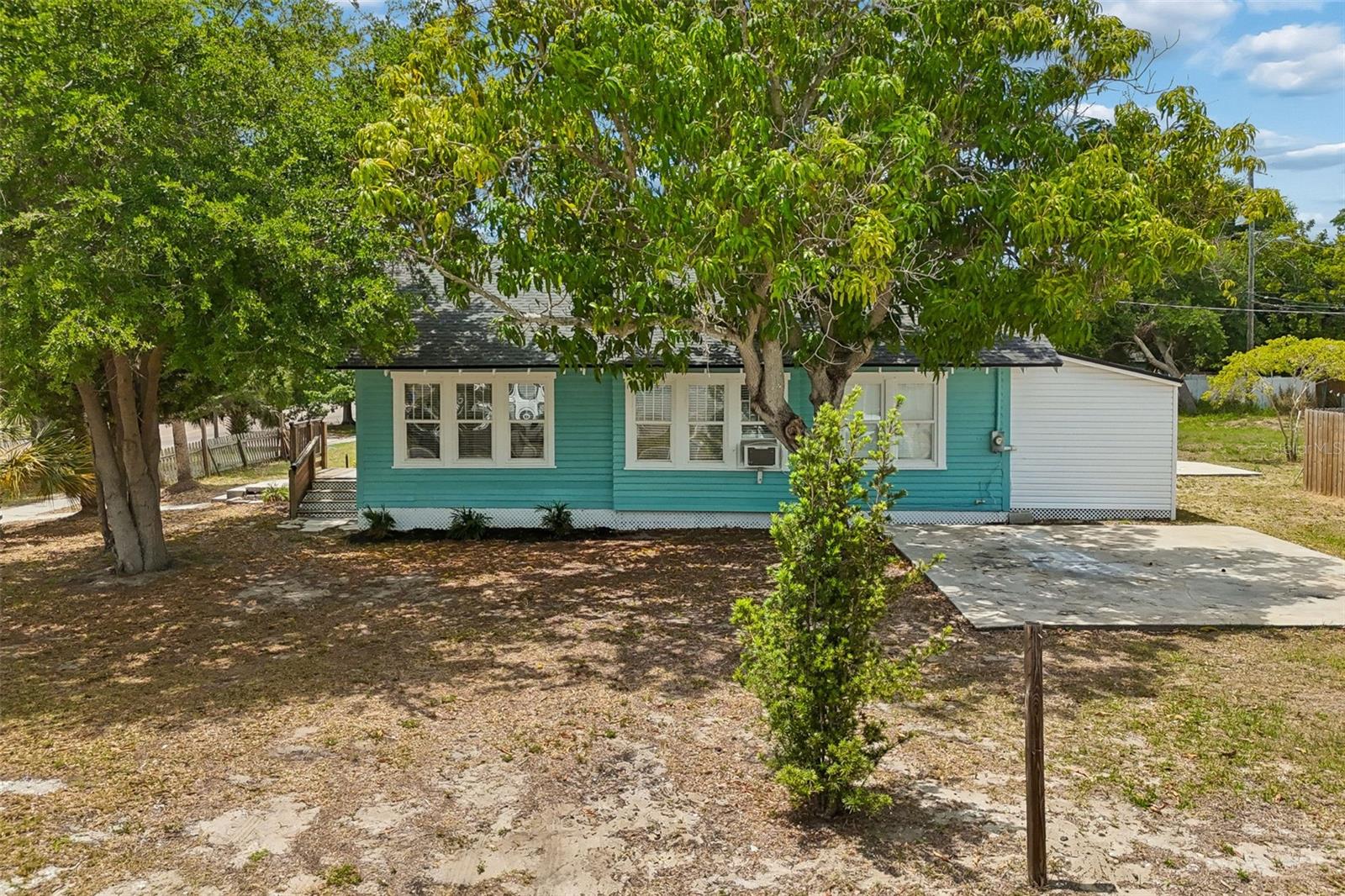 ST PETERSBURG INVESTMENT COS ADD TO OAK PARK - Residential