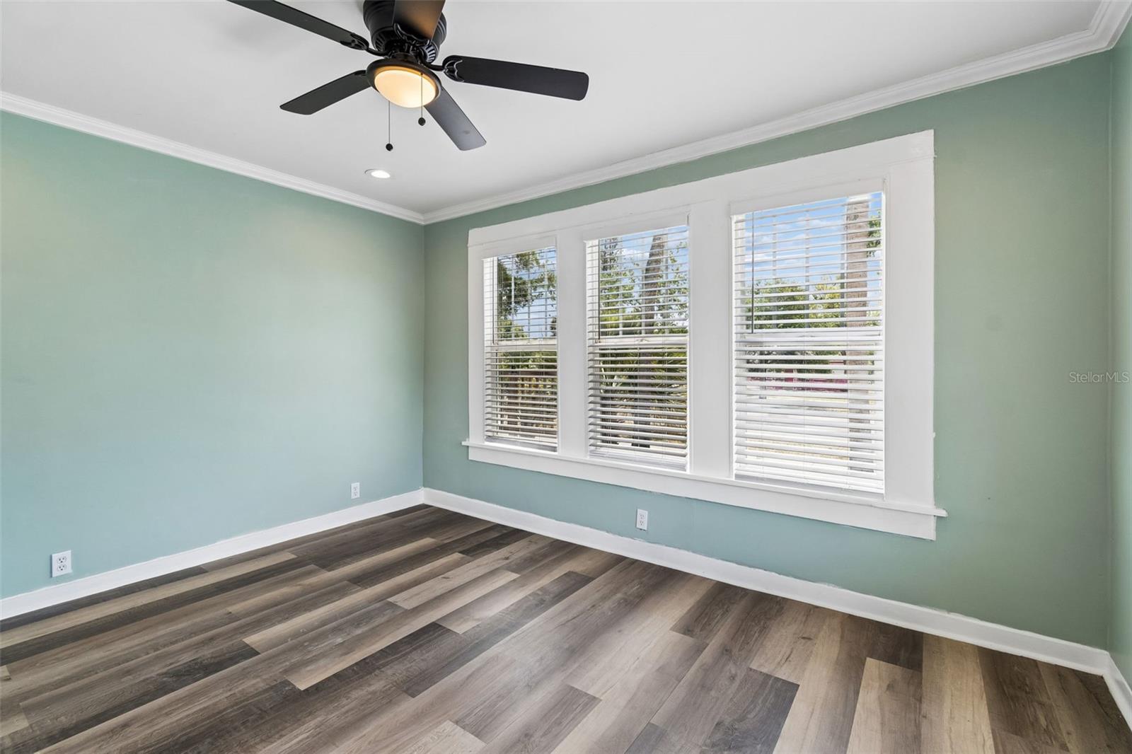 ST PETERSBURG INVESTMENT COS ADD TO OAK PARK - Residential