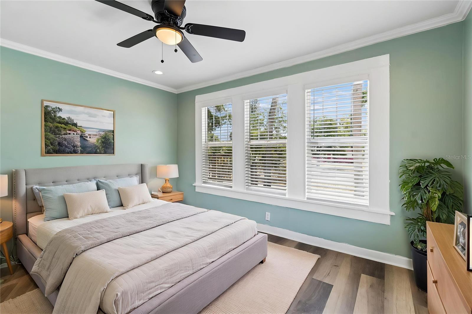 ST PETERSBURG INVESTMENT COS ADD TO OAK PARK - Residential