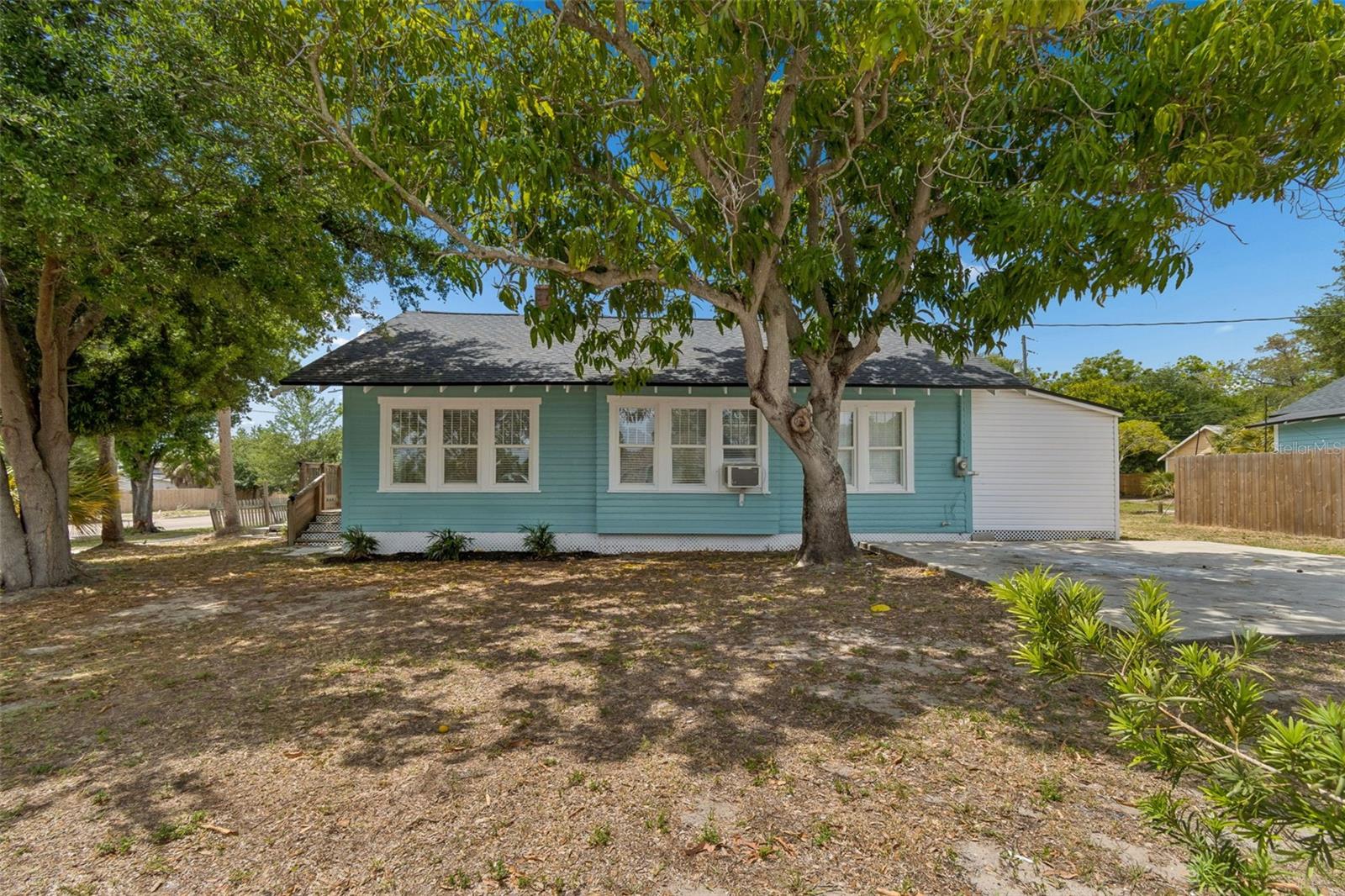 ST PETERSBURG INVESTMENT COS ADD TO OAK PARK - Residential