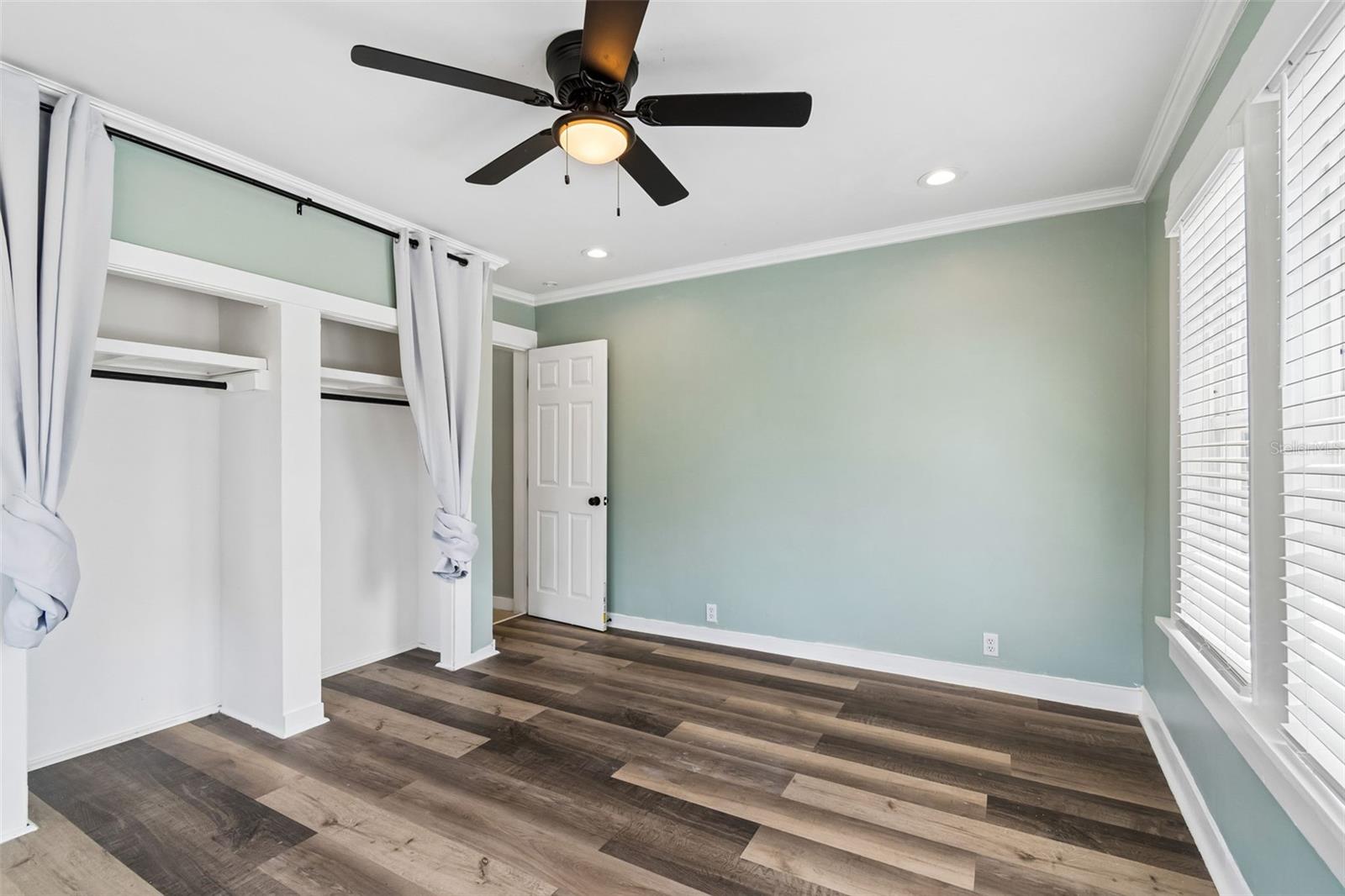 ST PETERSBURG INVESTMENT COS ADD TO OAK PARK - Residential