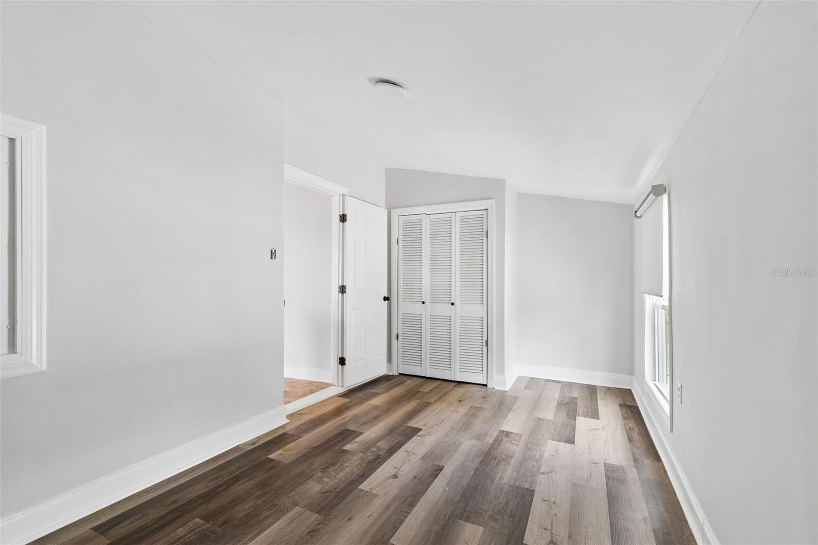 ST PETERSBURG INVESTMENT COS ADD TO OAK PARK - Residential