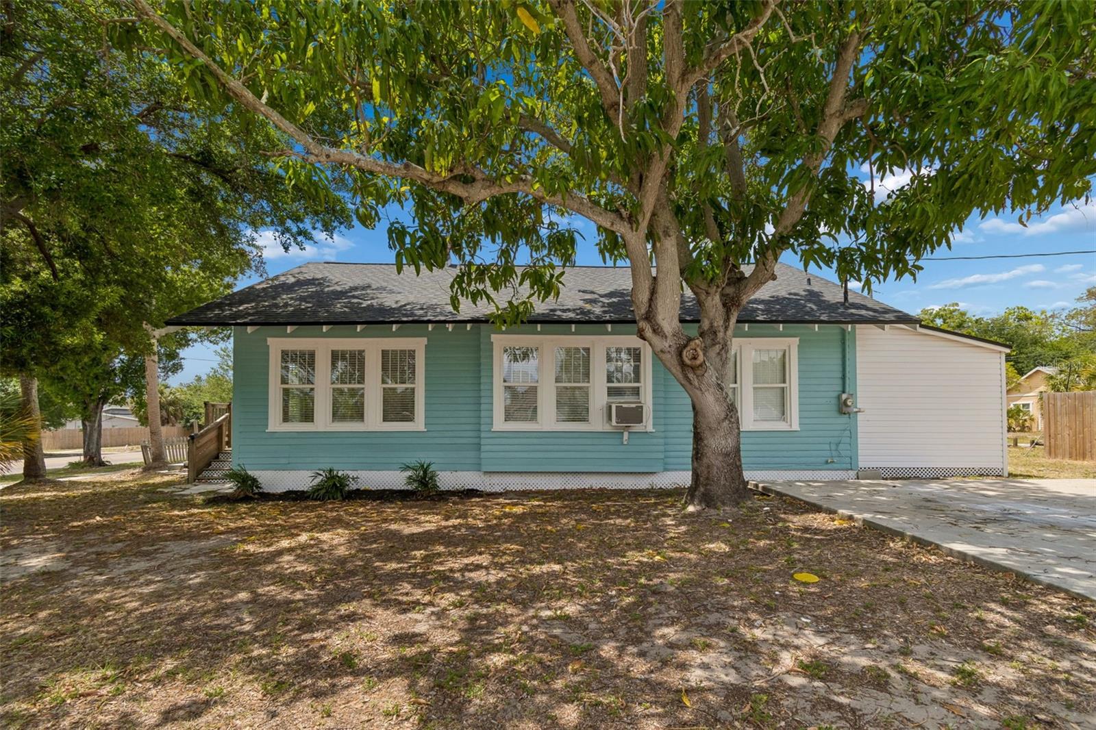 ST PETERSBURG INVESTMENT COS ADD TO OAK PARK - Residential