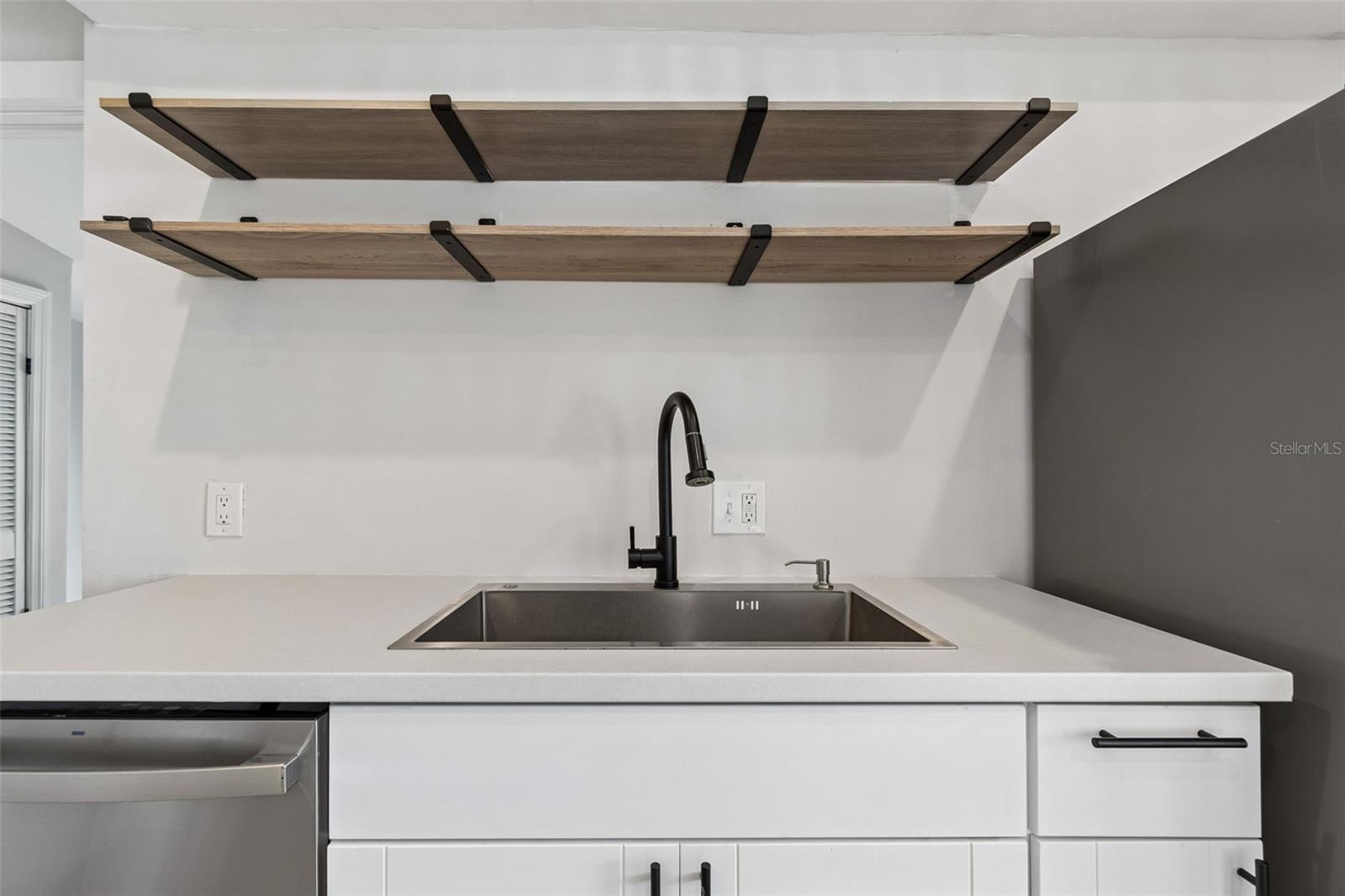 ST PETERSBURG INVESTMENT COS ADD TO OAK PARK - Residential