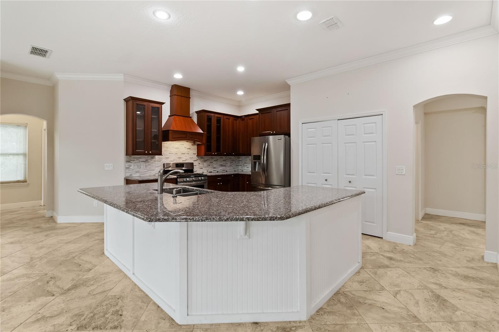 HUNTERS CREEK TR 130 PH 01 - Residential