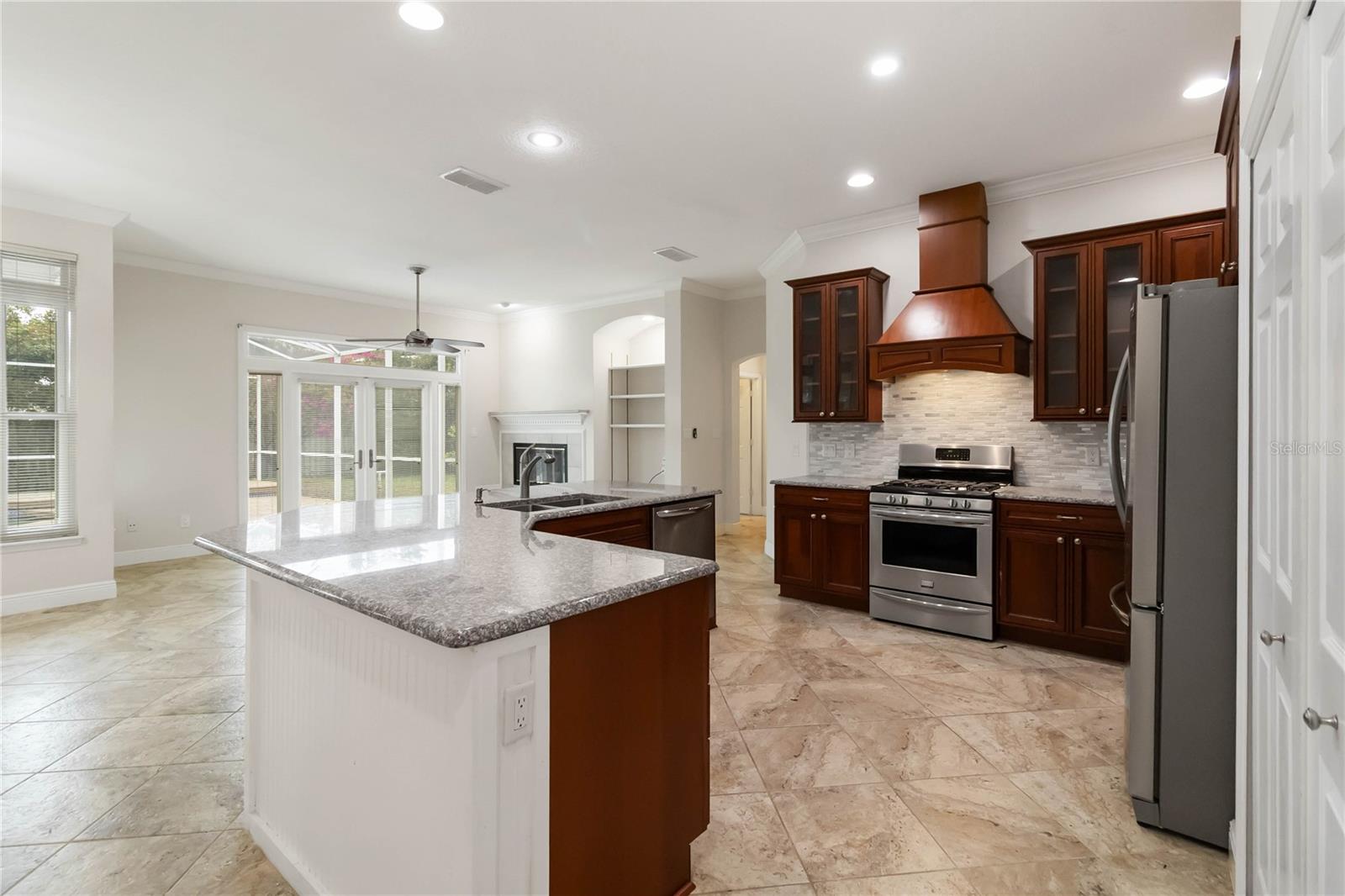 HUNTERS CREEK TR 130 PH 01 - Residential