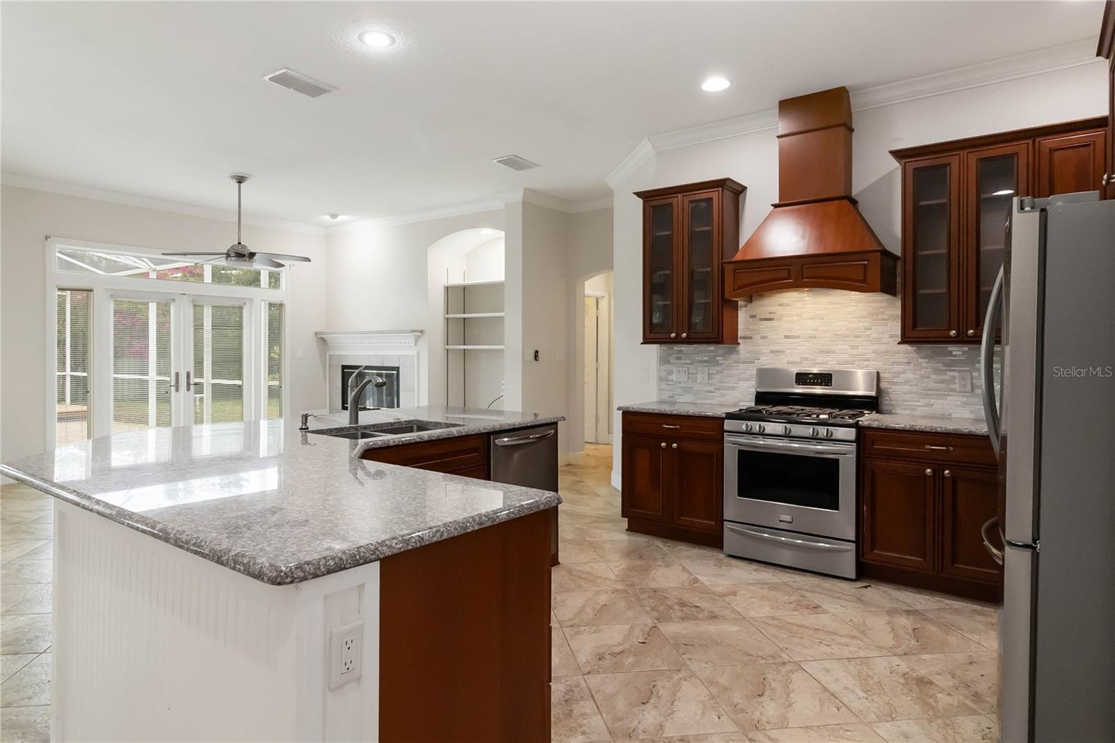 HUNTERS CREEK TR 130 PH 01 - Residential