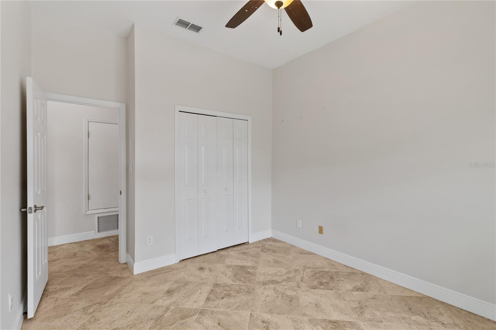 HUNTERS CREEK TR 130 PH 01 - Residential