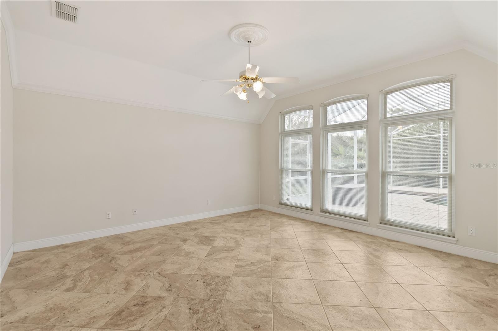 HUNTERS CREEK TR 130 PH 01 - Residential