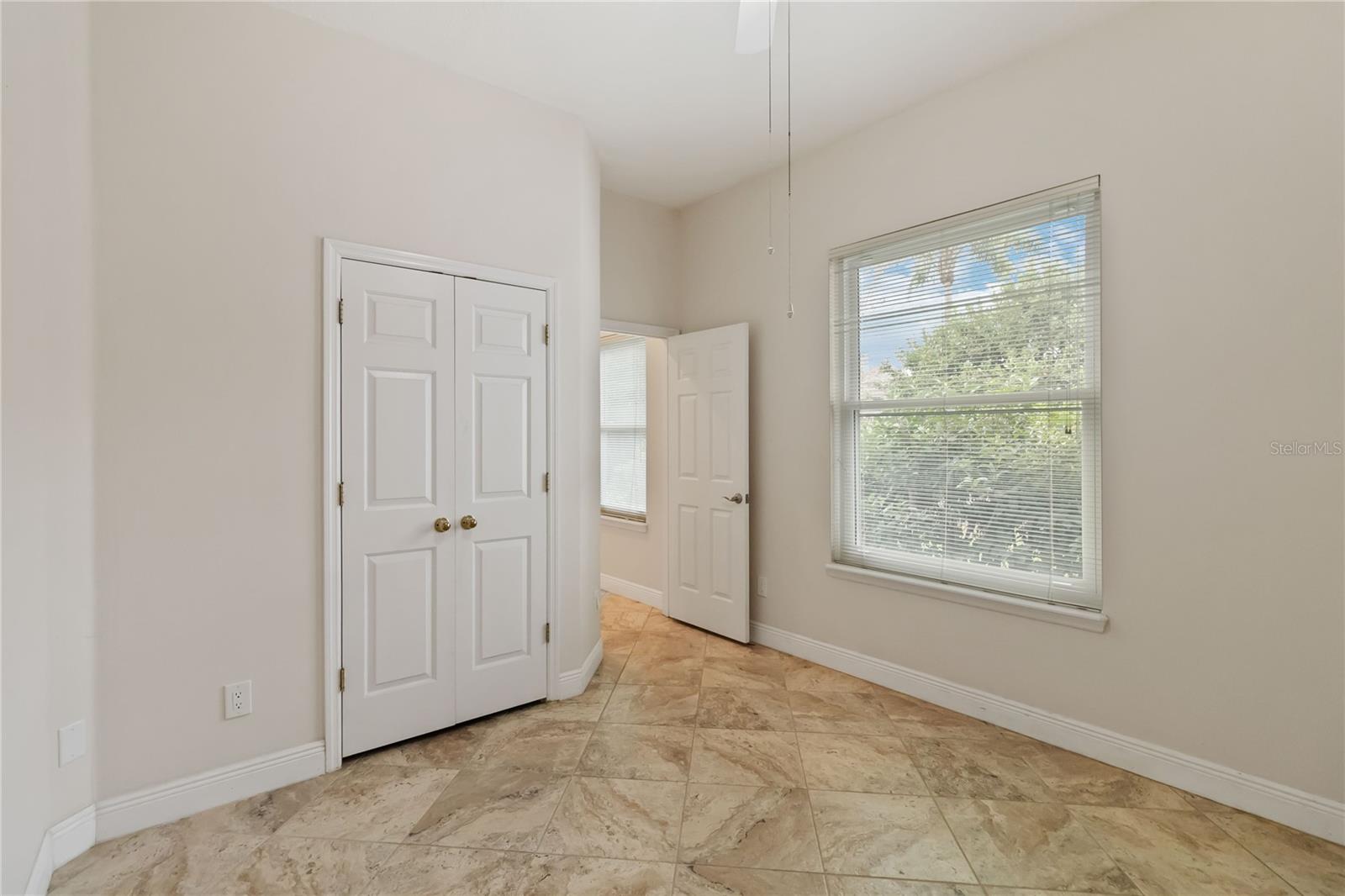 HUNTERS CREEK TR 130 PH 01 - Residential