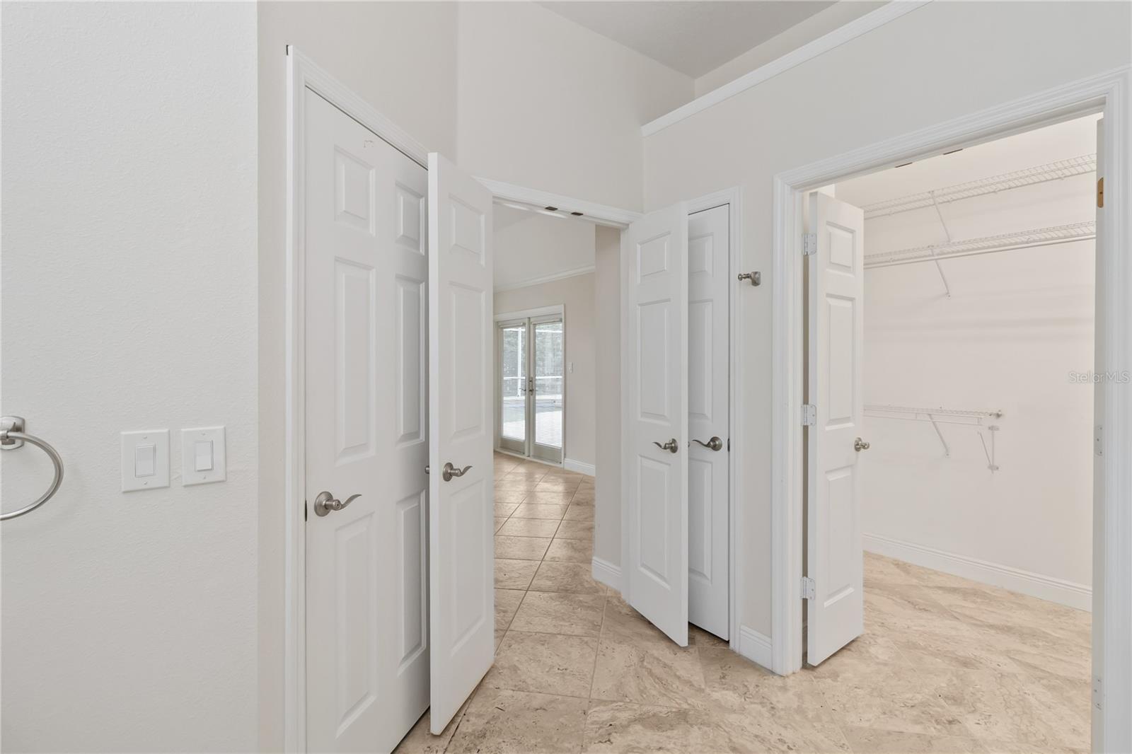 HUNTERS CREEK TR 130 PH 01 - Residential