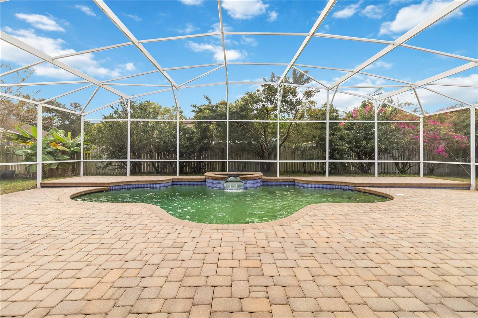 HUNTERS CREEK TR 130 PH 01 - Residential