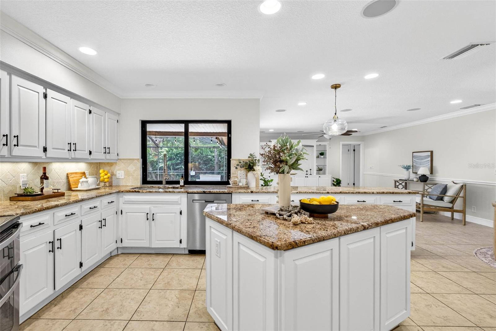 TEMPLE TERRACE ESTATES REP - Residential