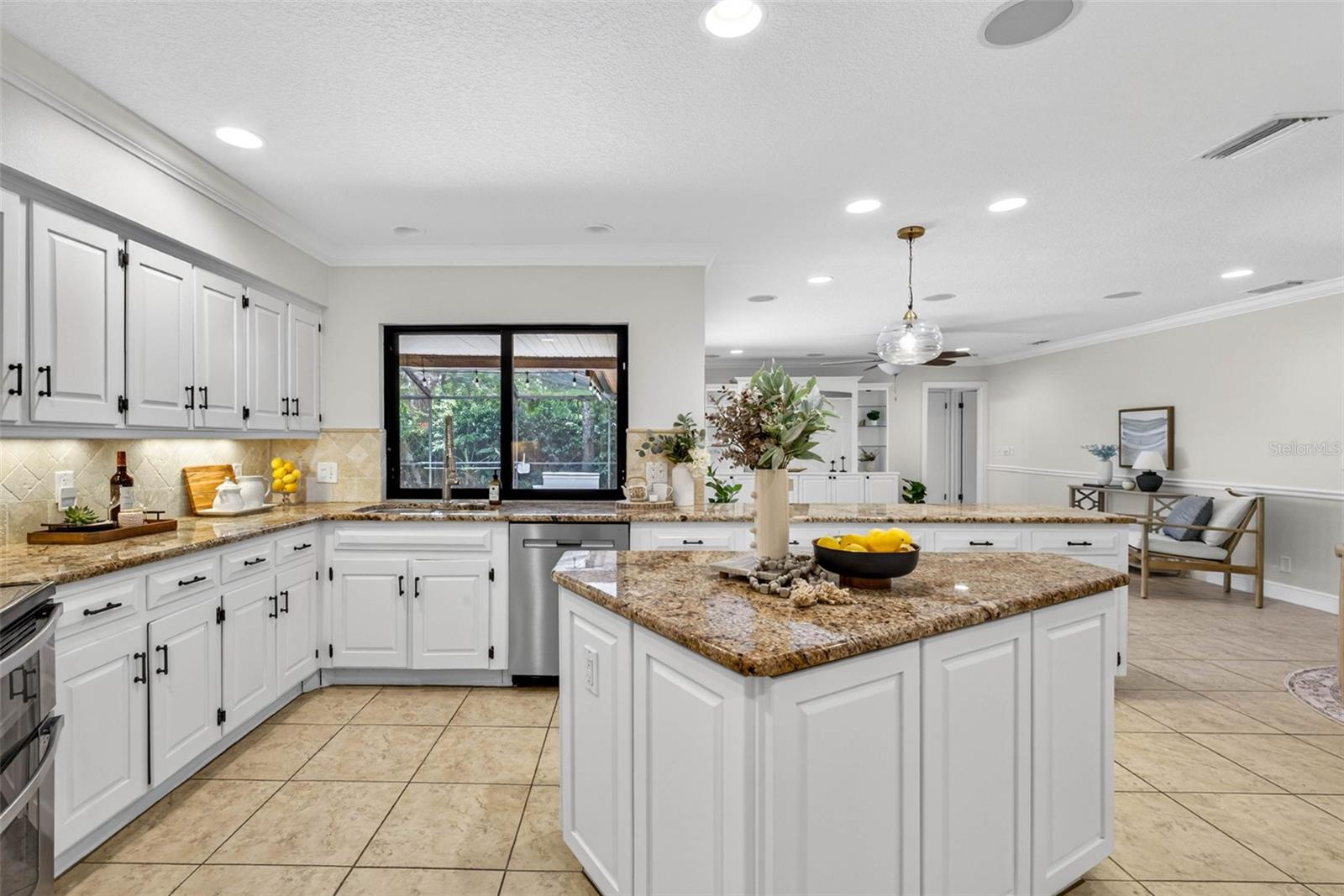 TEMPLE TERRACE ESTATES REP - Residential