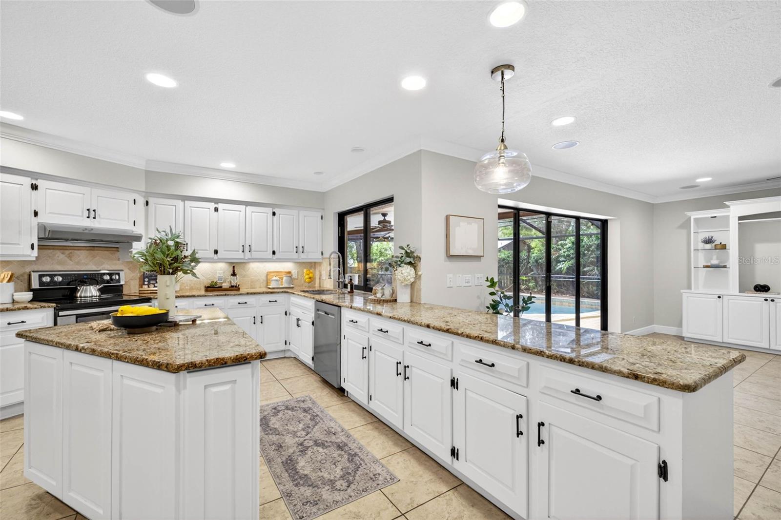 TEMPLE TERRACE ESTATES REP - Residential