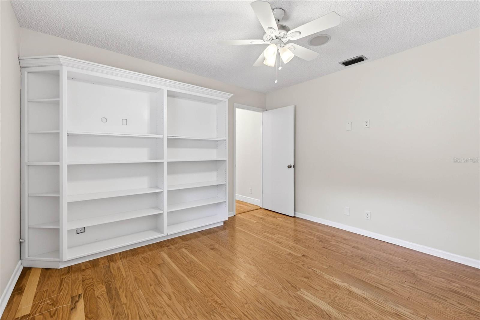 TEMPLE TERRACE ESTATES REP - Residential