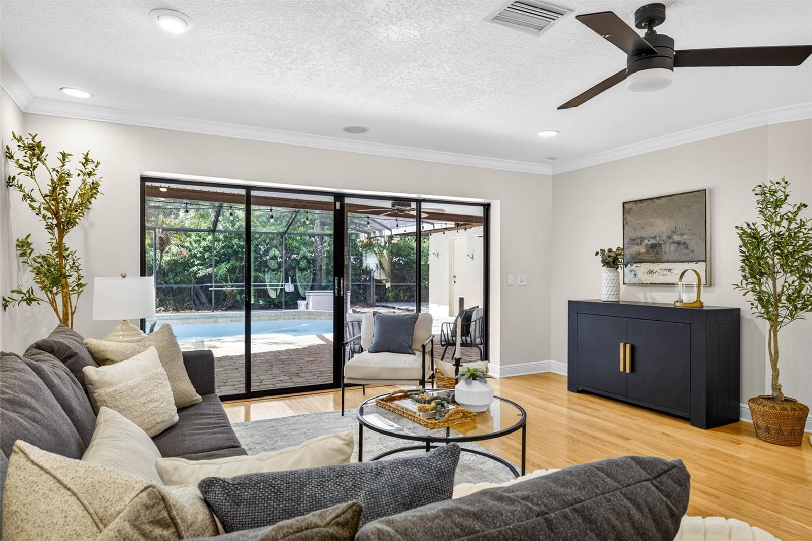 TEMPLE TERRACE ESTATES REP - Residential