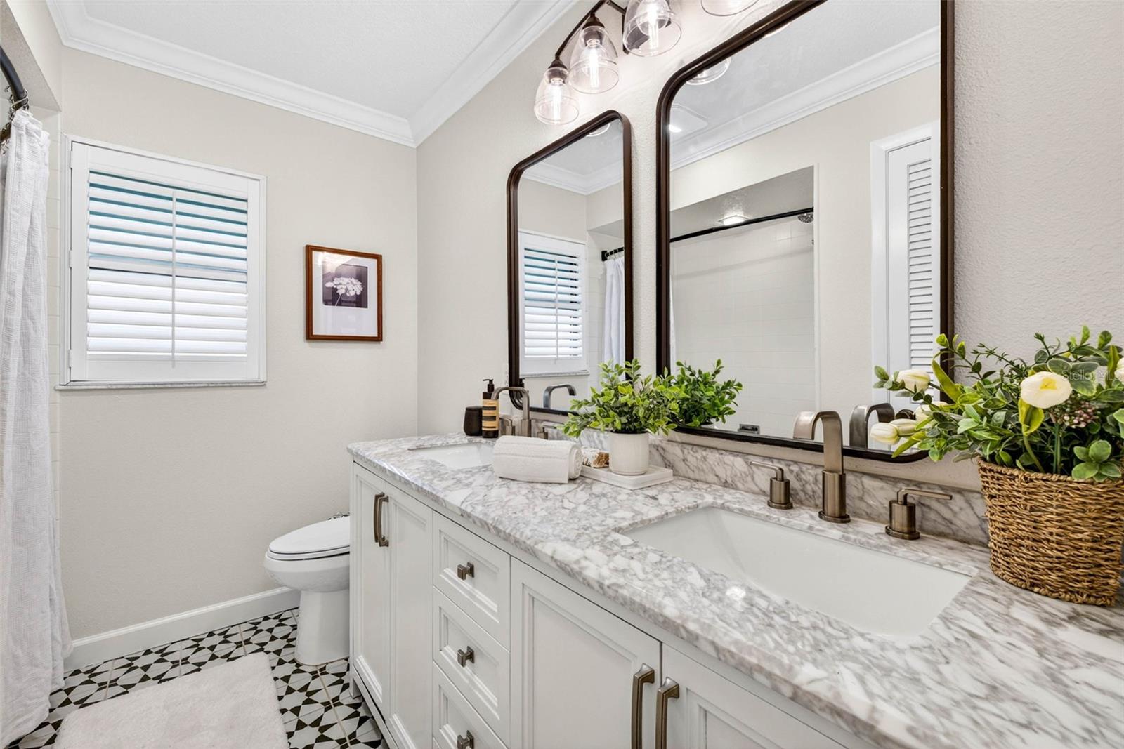 TEMPLE TERRACE ESTATES REP - Residential