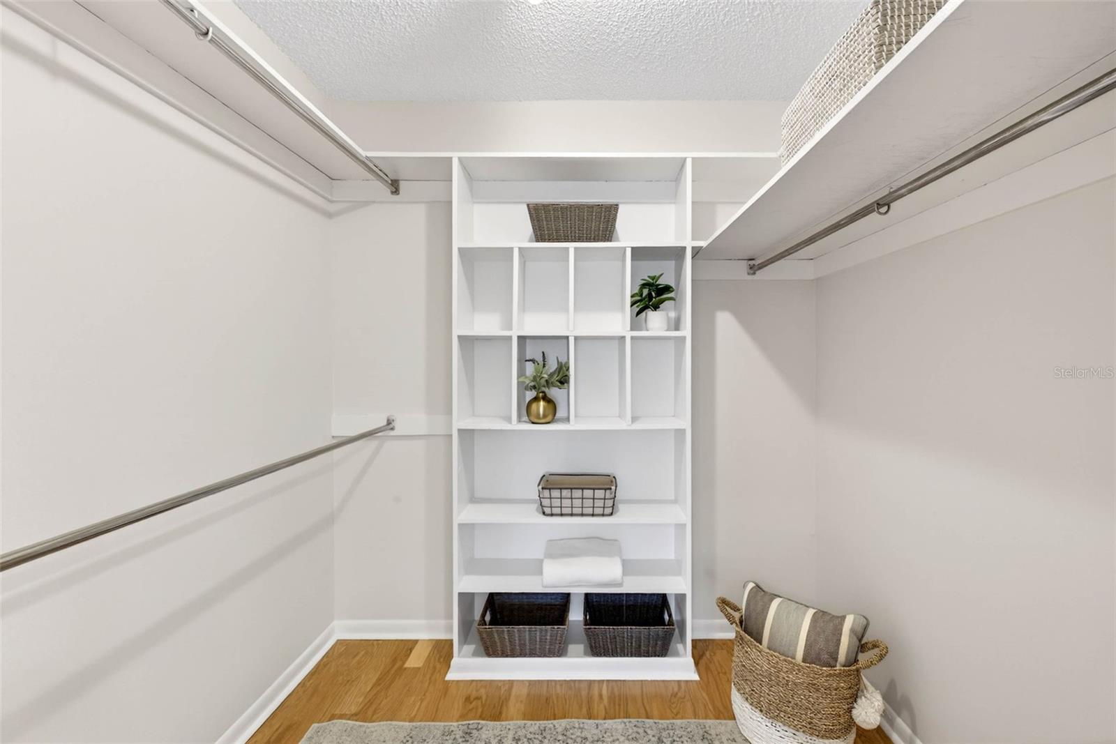 TEMPLE TERRACE ESTATES REP - Residential