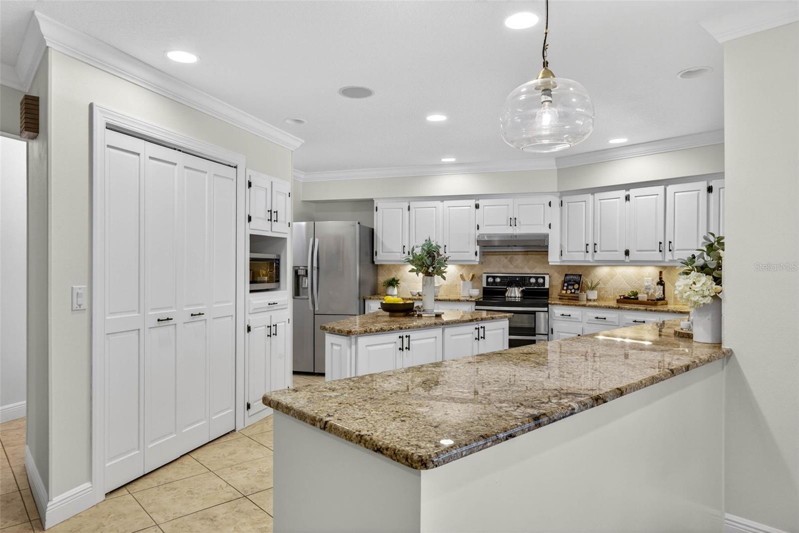 TEMPLE TERRACE ESTATES REP - Residential