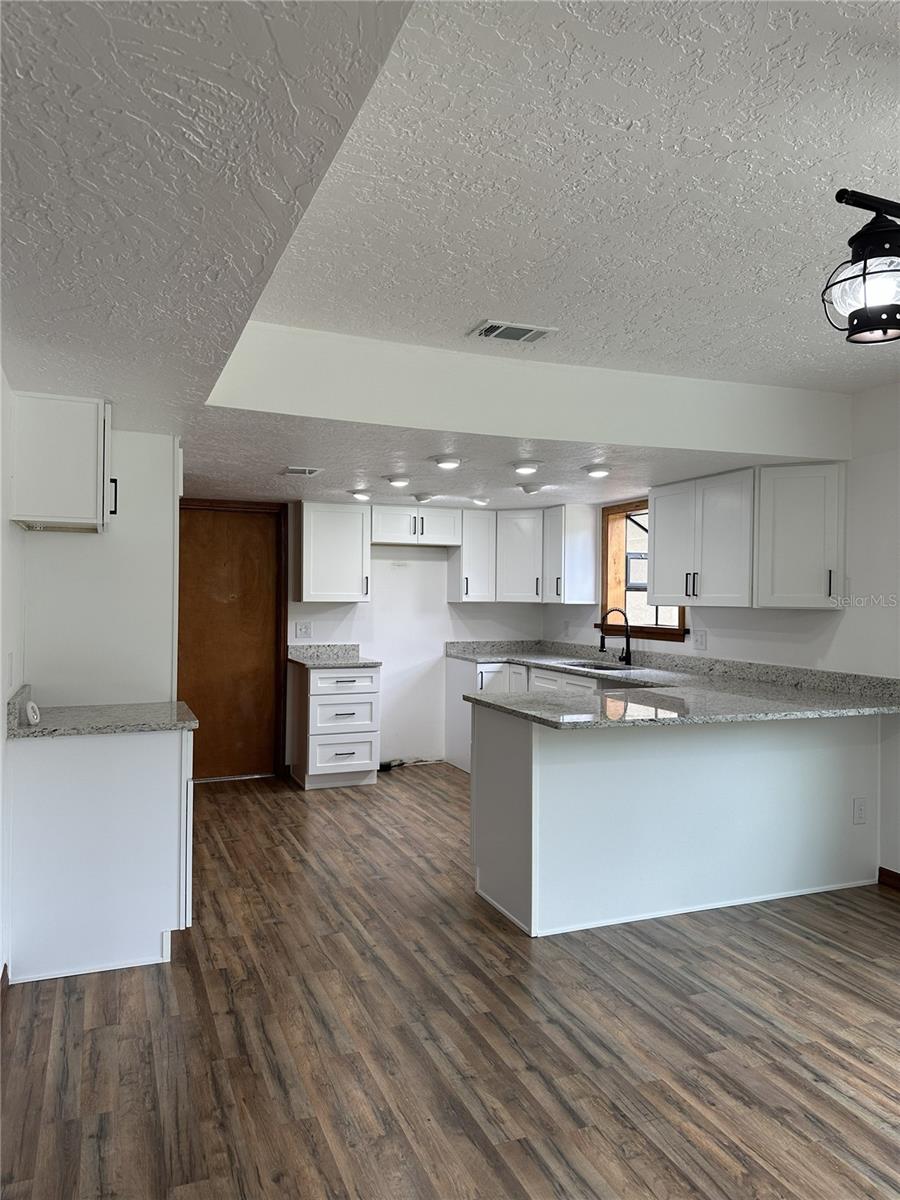 WESTSIDE - Residential