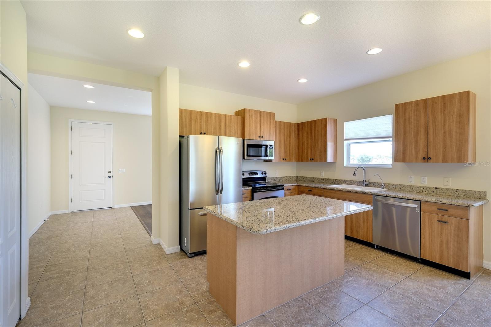 1450 BLUE HORIZON CIRCLE