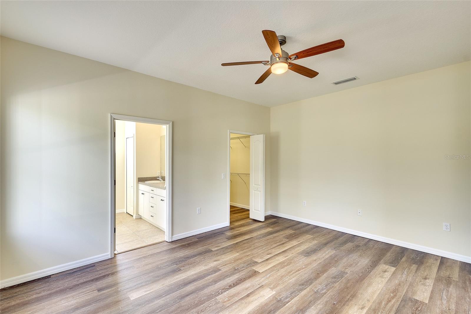 RIVER SOUND - Residential